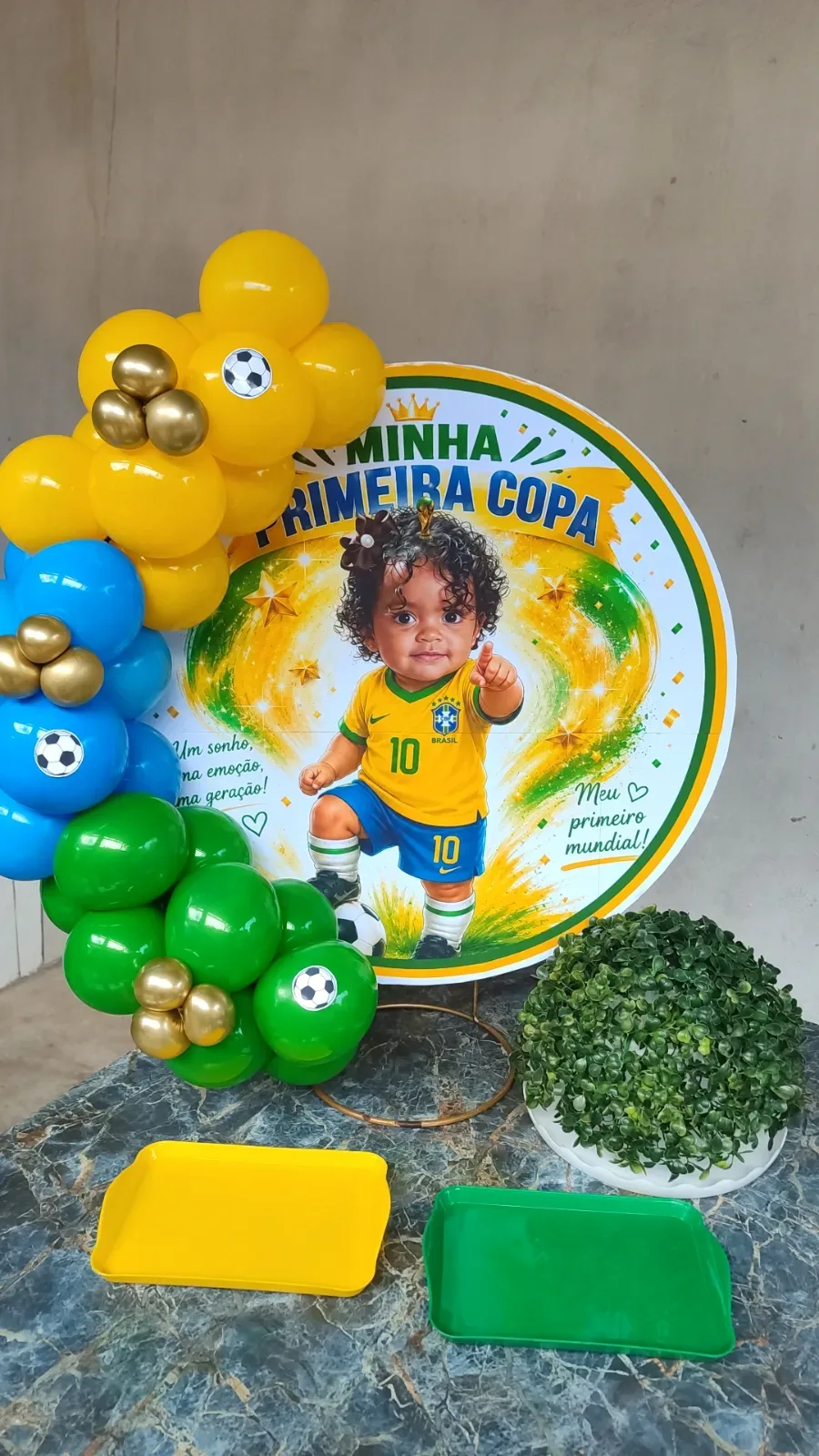 Imagem da publicação de Thaty